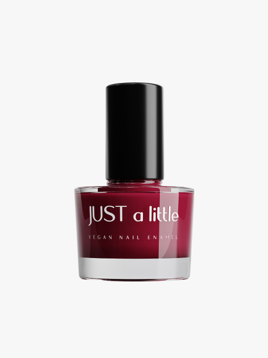 Got the pinks nail polish, cosmoporto