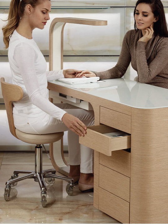 manicure table